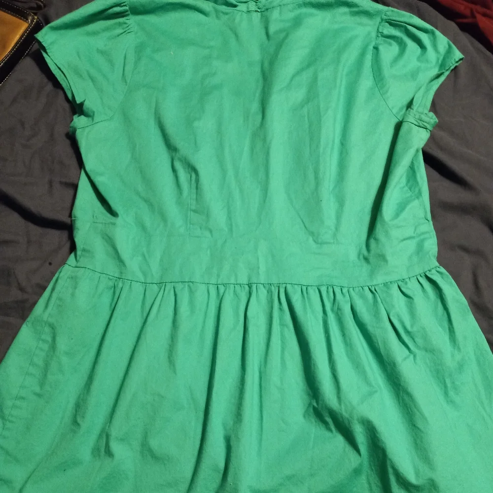 Structured peplum top with button waist - Picture 12 of 15